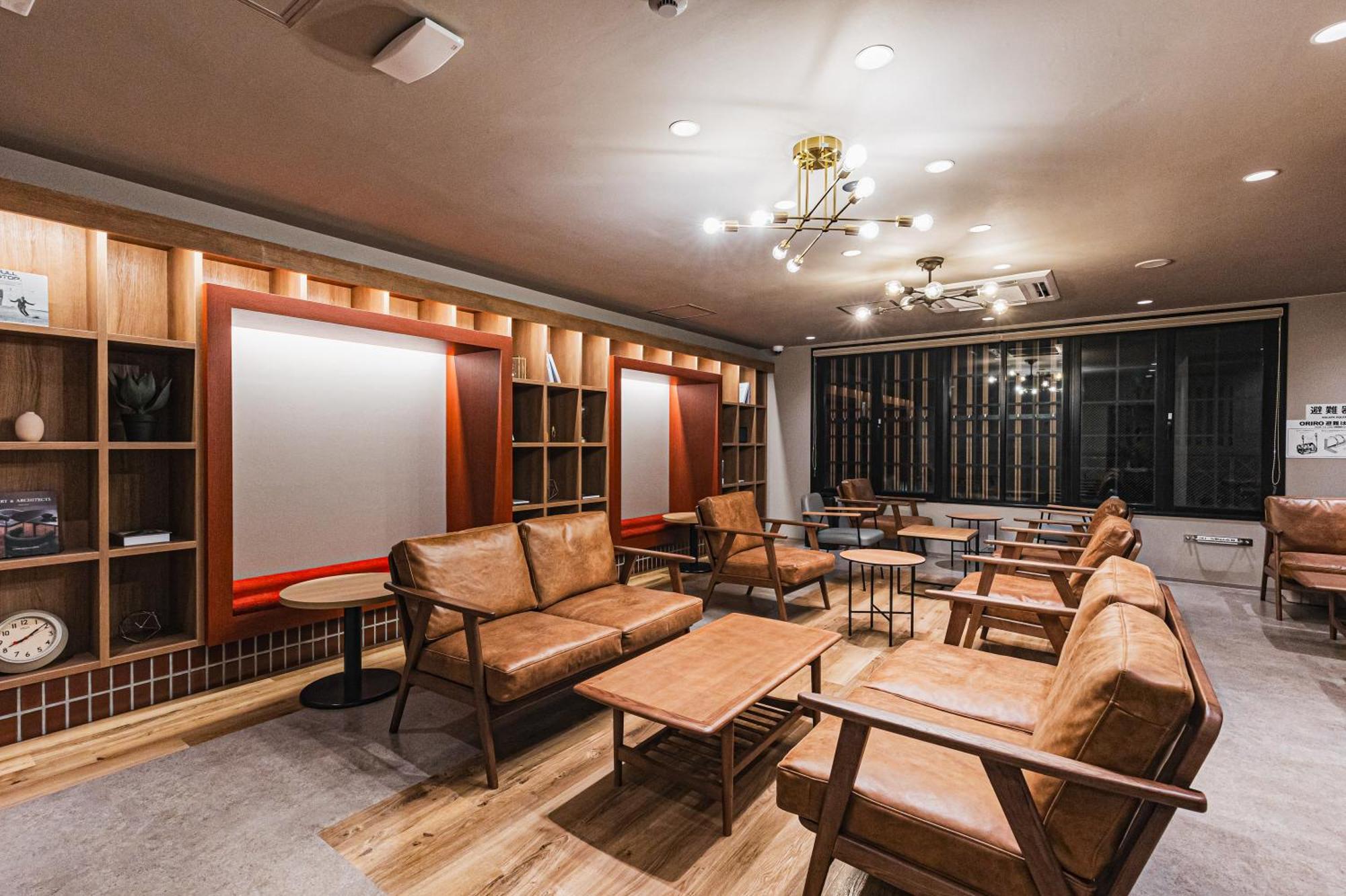 Gems Yufuin Hotel And Spa Cafe Bar Bagian luar foto