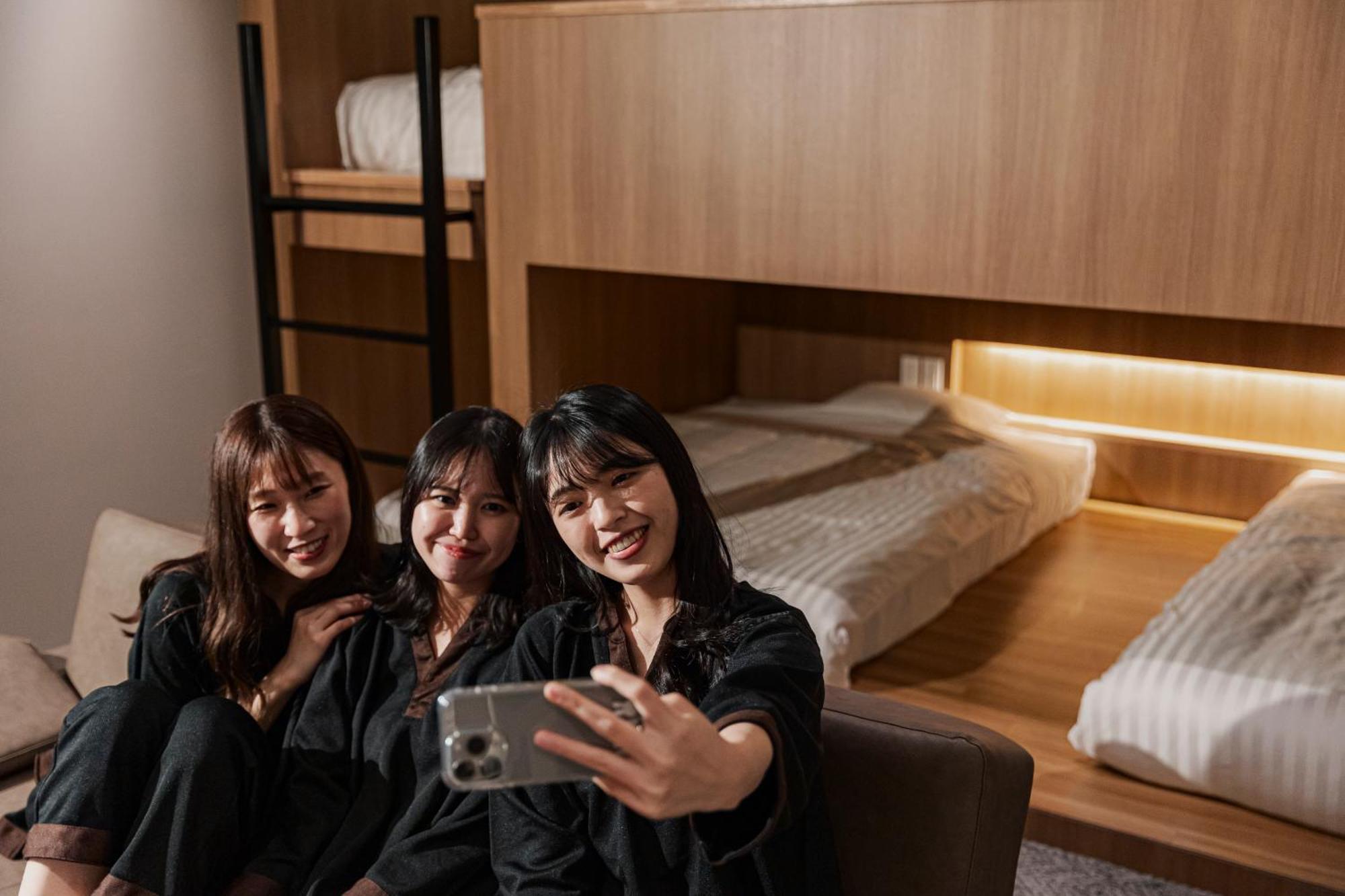 Gems Yufuin Hotel And Spa Cafe Bar Ruang foto