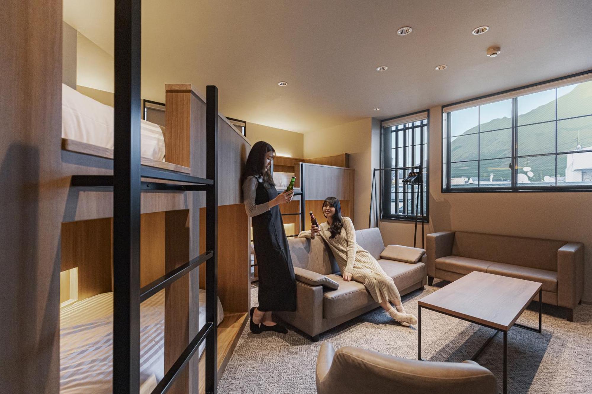 Gems Yufuin Hotel And Spa Cafe Bar Ruang foto