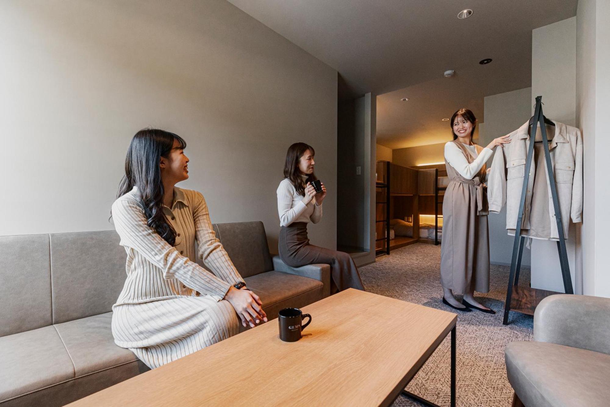 Gems Yufuin Hotel And Spa Cafe Bar Ruang foto